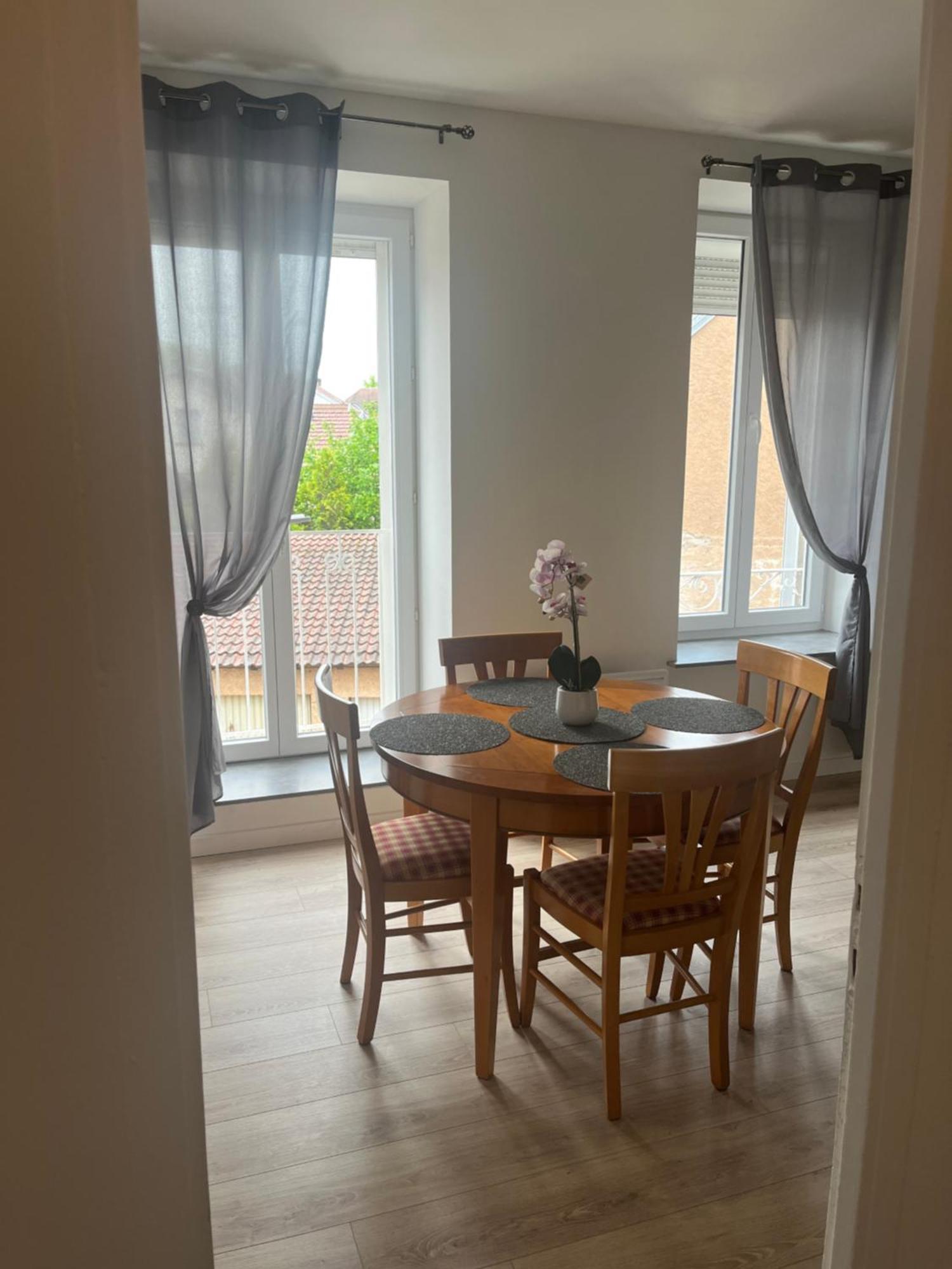 Appartement 2 Chambres Centre-Ville Lure  Zewnętrze zdjęcie